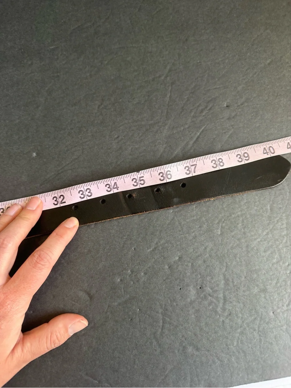 American Eagle‎ Distressed Black Leather Belt Well Worn Unisex Mens 34